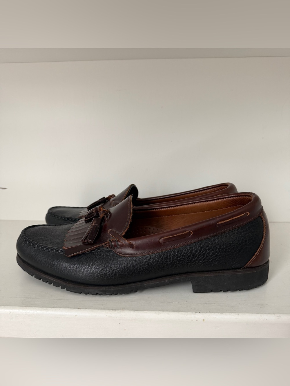 Allen Edmonds Nashua Tassel Loafer Leather Slip-On Round Toe Black/Brown 11.5